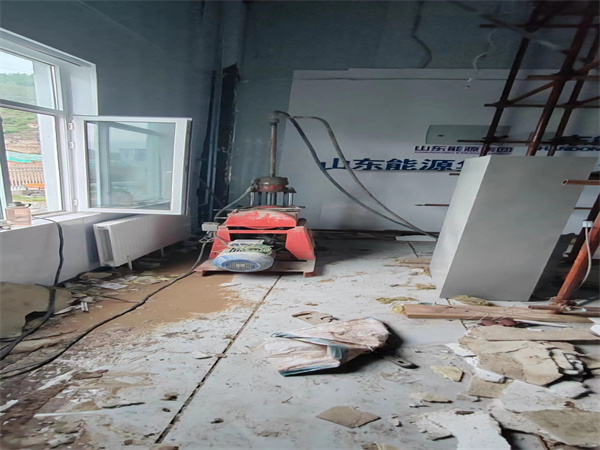 遂溪地基基础下沉墙体裂缝加固注浆顶升施工